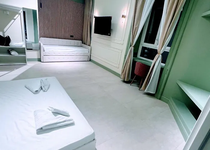 Mia House Prestige Отель типа "постель и завтрак" 4*